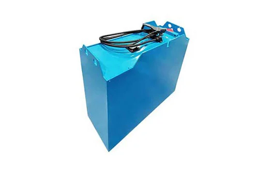 フォークリフトリチウム電池と鉛電池を比較する利点は何ですか?