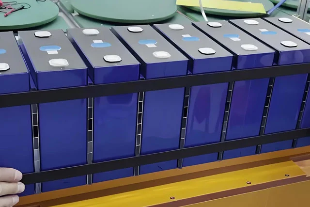 なぜリチウムイオン細胞の圧縮が重要なのか?